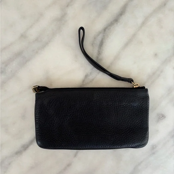 GUCCI BLACK LEATHER CLUTCH - Picture 3 of 6